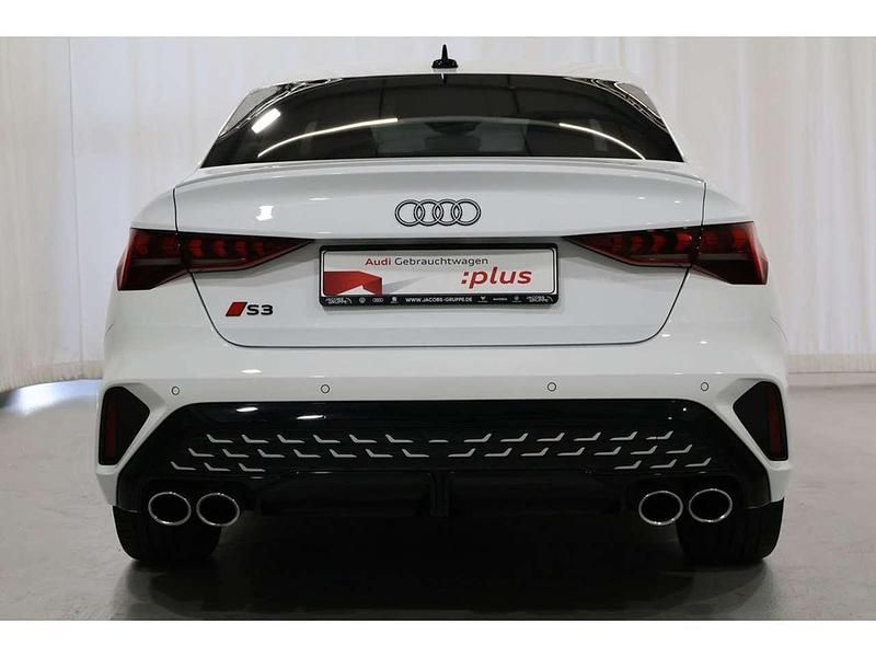 Gebraucht Audi S3 Ambiente 333 PS (244 kW) 2025 Arkonaweiß Limousine