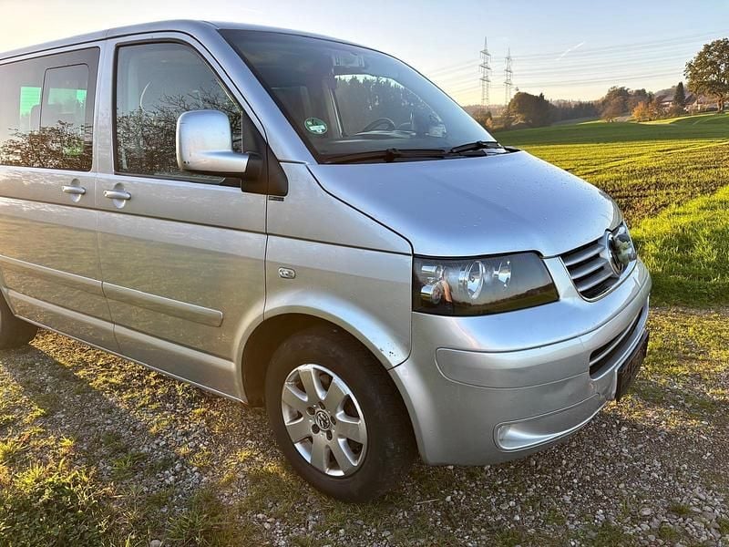 Używany VW T5 174 KM (127 kW) 2005 Srebrny Van