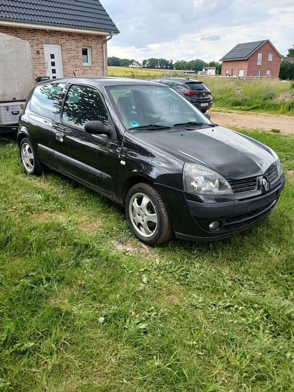 Schwarz Gebraucht 2004 Renault Clio II Authentique Limousine | 980 € (Fairer Preis) - Bild 1/4