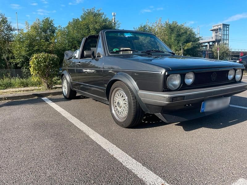 Schwarz Gebraucht 1987 VW Golf Cabriolet Cabrio | 11.990 € - Bild 1/4