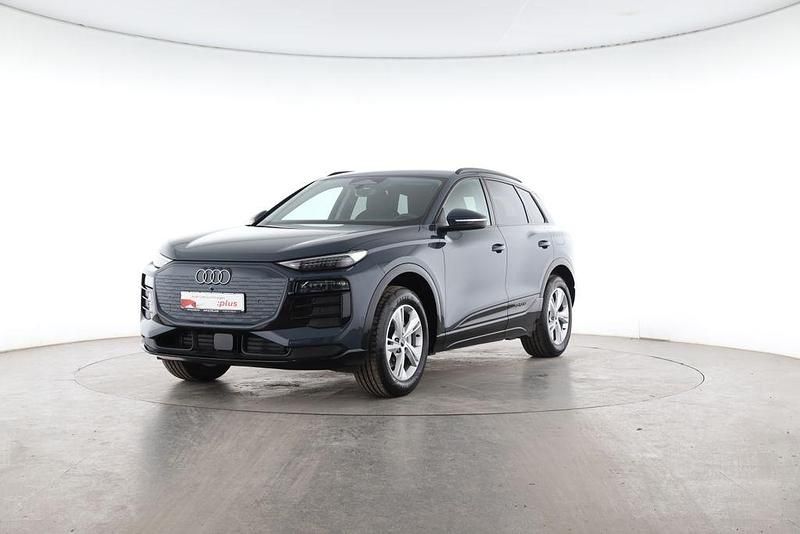 Gebraucht Audi Q6 e-tron Ambiente 185 kW (252 PS) 2025 Plasmablau metallic SUV