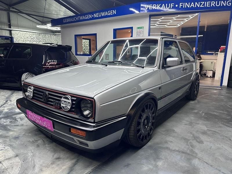 Grau Gebraucht 1990 VW Golf II GTI Limousine | 15.990 € - Bild 1/4