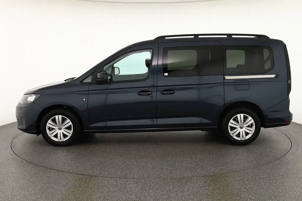 Neu VW Caddy Maxi 122 PS (89 kW) 2025 Blau Van / Kleinbus