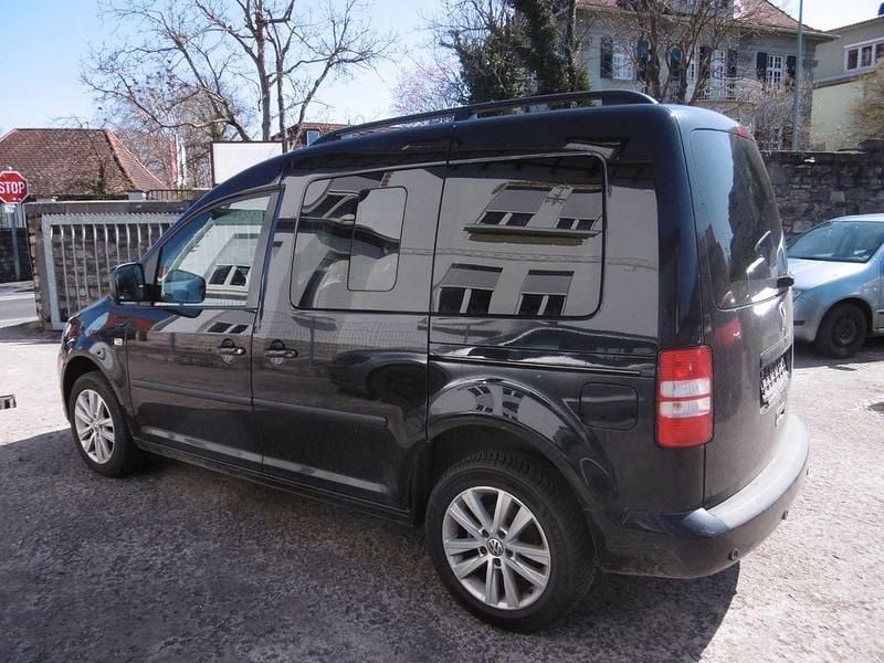 Gebraucht VW Caddy 102 PS (75 kW) 2011 Schwarz Van / Kleinbus