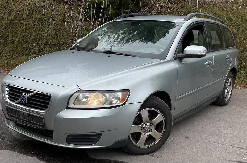 Gebraucht Volvo V50 108 PS (79 kW) 2008 Silber Kombi