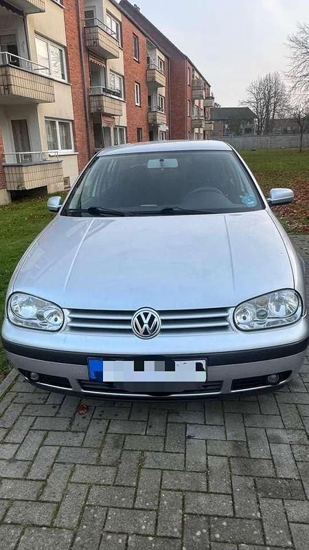 Gebraucht VW Golf IV 116 PS (85 kW) 2002 Silber Limousine