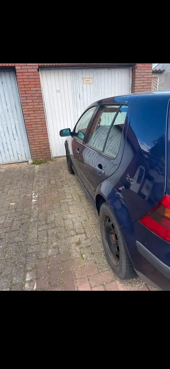 Gebraucht VW Golf IV 75 PS (55 kW) 2001 Blau Limousine
