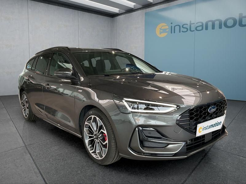 Gebraucht Ford Focus 155 PS (114 kW) 2025 Grau Kombi