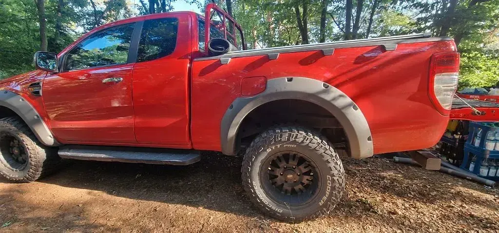Gebraucht Ford Ranger XLT 170 PS (125 kW) 2022 Rot Pickup