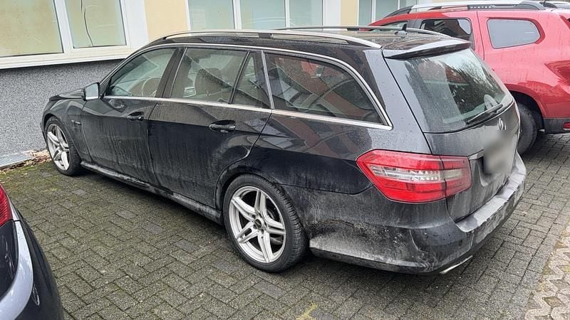 Gebraucht Mercedes E350 AMG 231 PS (169 kW) 2010 Schwarz Kombi