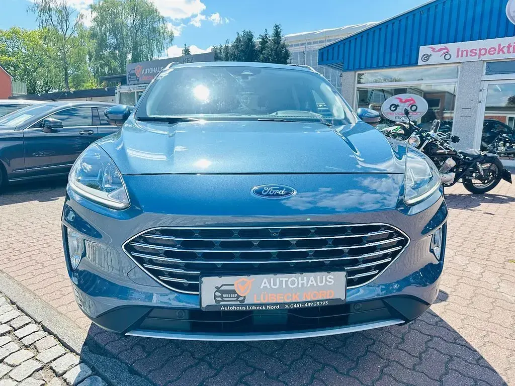 Second-hand Ford Kuga Titanium 152 CP (111 kW) 2022 Albastru SUV