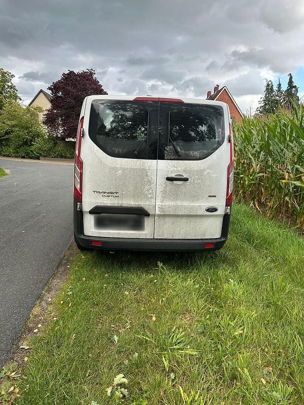 Gebraucht Ford Transit Custom 105 PS (77 kW) 2018 Weiß Van / Kleinbus