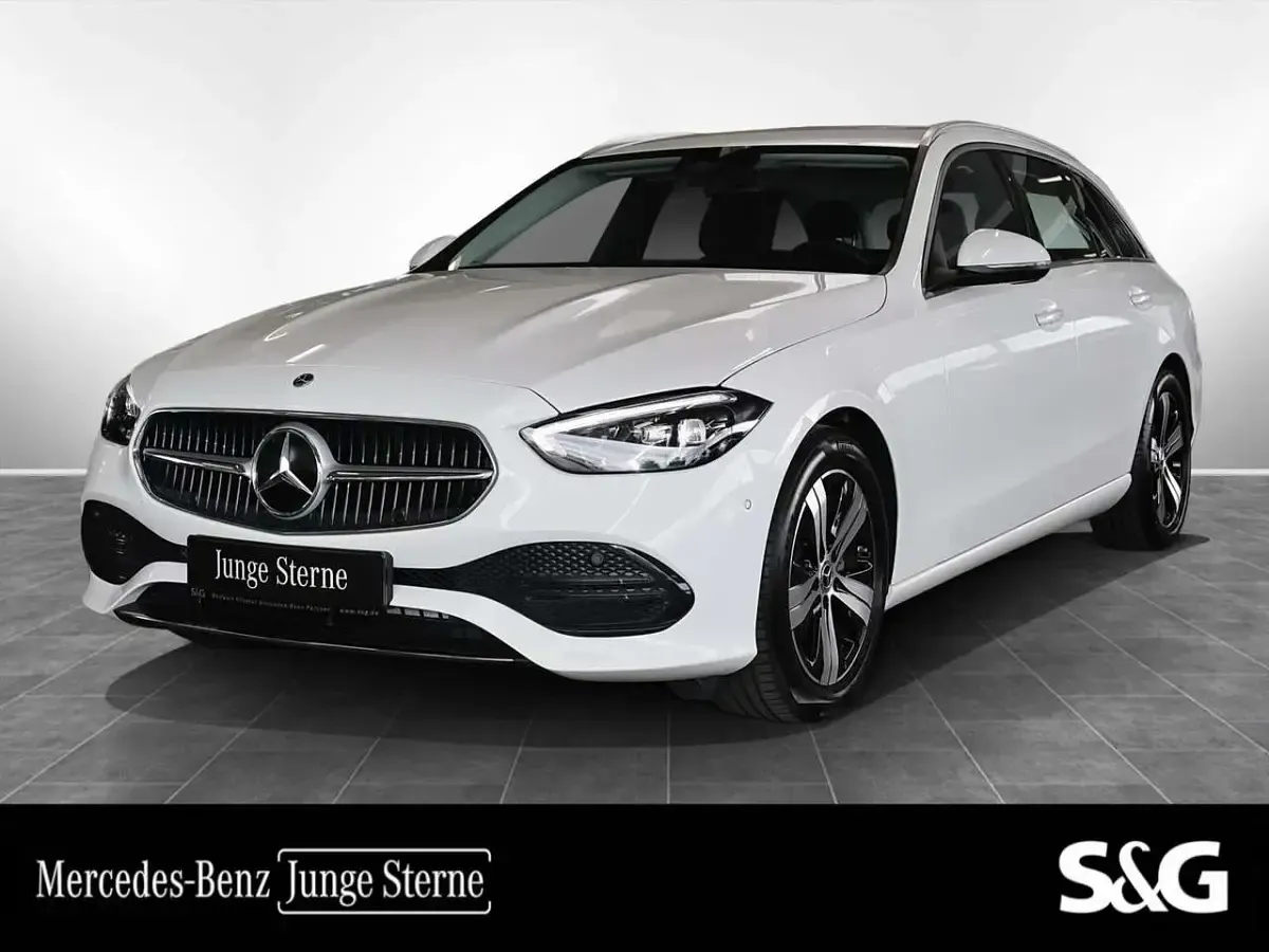 Gebraucht Mercedes C180 Avantgarde 170 PS (125 kW) 2025 Kombi