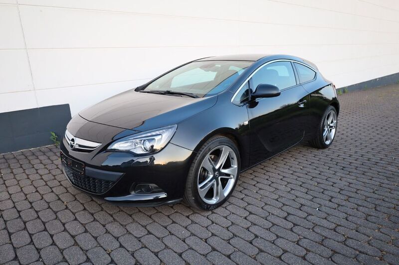 Schwarz Gebraucht 2012 Opel Astra GTC Innovation Coupé | 5.999 € (Fairer Preis) - Bild 1/4