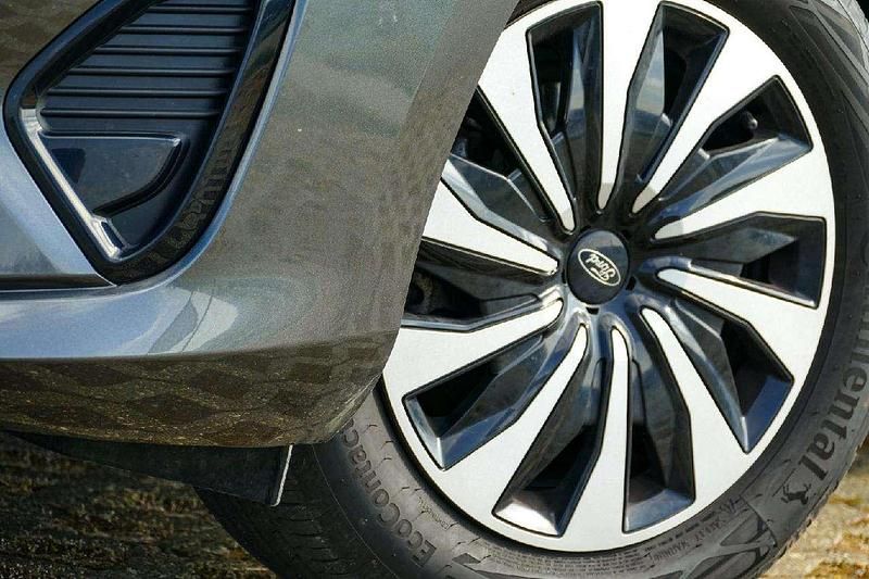 Gebraucht Ford Fiesta Titanium 125 PS (91 kW) 2022 Magneticgrau Kleinwagen