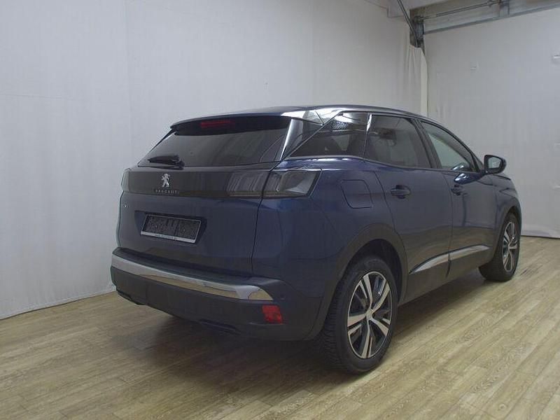 Gebraucht Peugeot 3008 Allure 131 PS (96 kW) 2023 Blau SUV