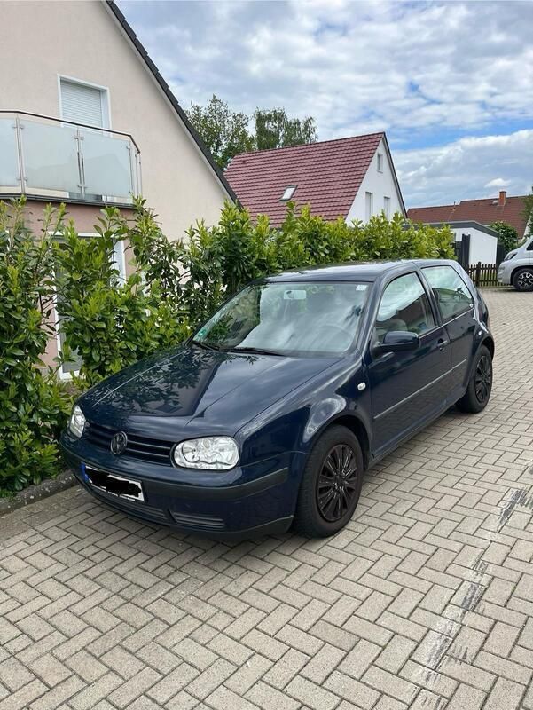 Blau Gebraucht 2001 VW Golf IV | 1.100 € (Superpreis) - Bild 1/4