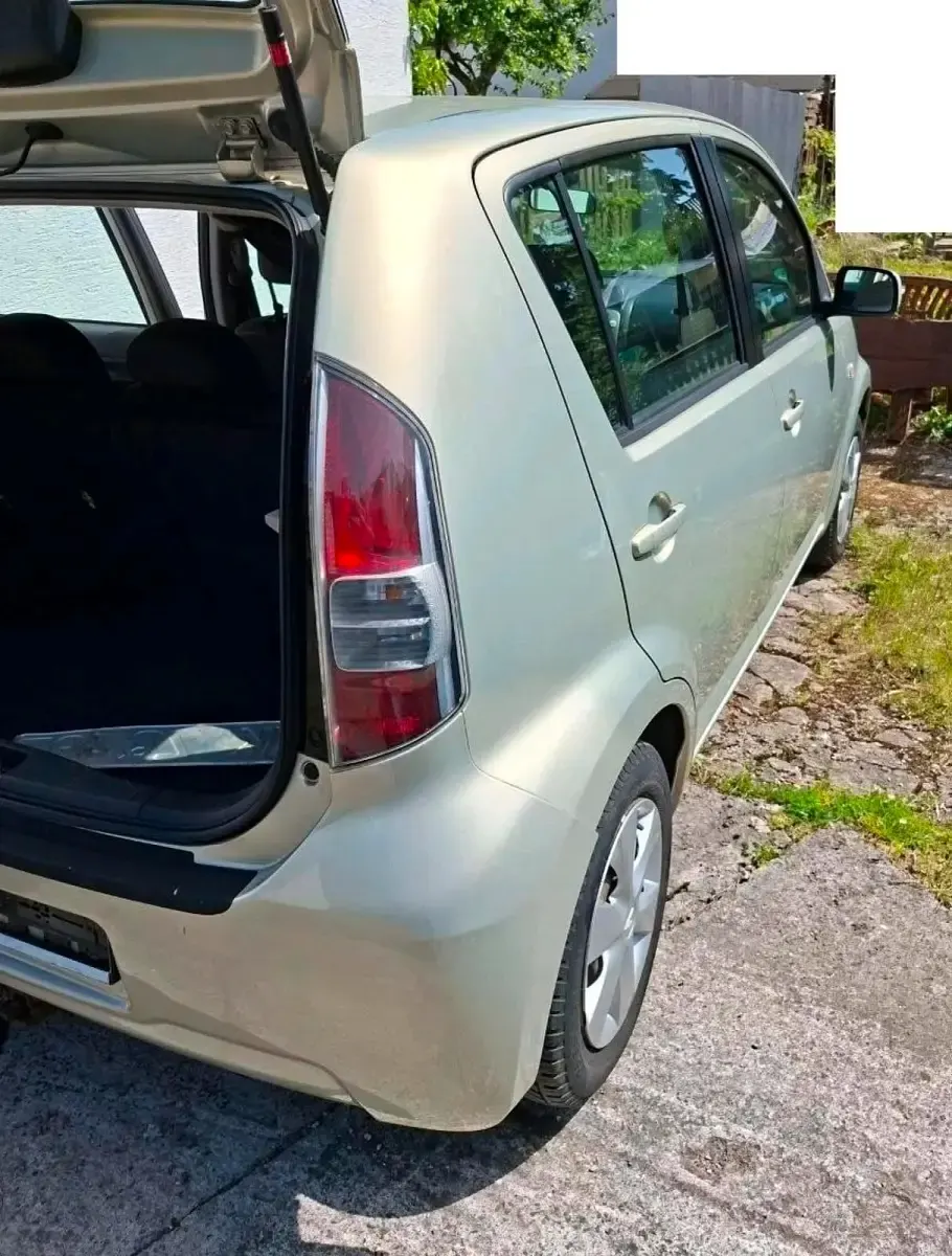 Gebraucht Daihatsu Sirion 70 PS (51 kW) 2008 Andere farben Kleinwagen