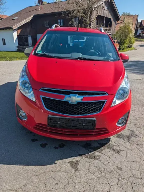 Second-hand Chevrolet Spark LS 82 CP (60 kW) 2011 Roșu Hatchback