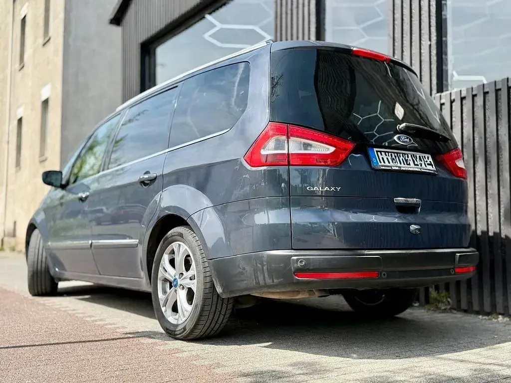 Gebraucht Ford Galaxy Titanium 140 PS (102 kW) 2015 Grau Van / Kleinbus