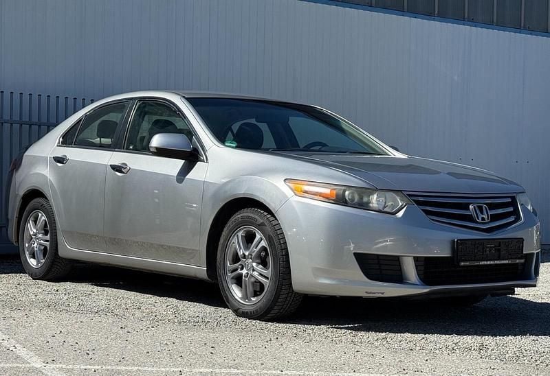 Gebraucht Honda Accord 156 PS (114 kW) 2009 Silber Limousine