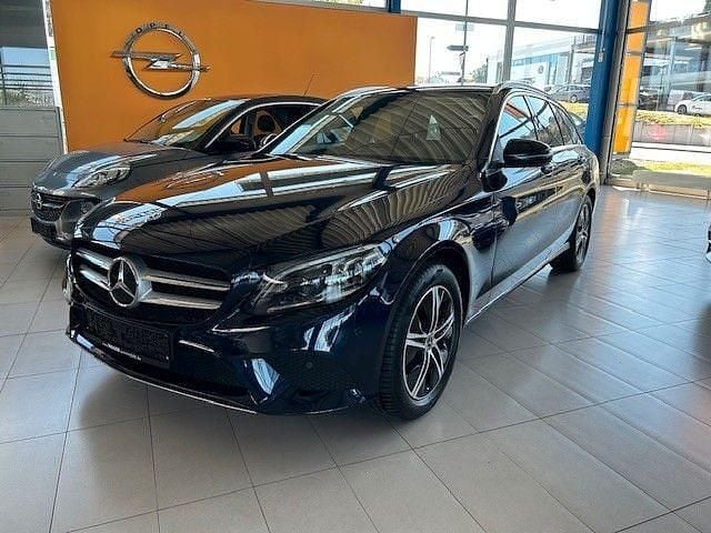 Blau Gebraucht 2021 Mercedes C220 Avantgarde Limousine | 27.500 € (Superpreis) - Bild 1/4