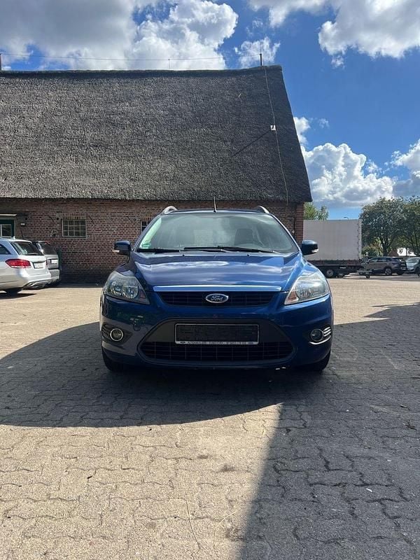 Schwarz Gebraucht 2010 Ford Focus Kombi | 1.500 € (Superpreis) - Bild 1/4