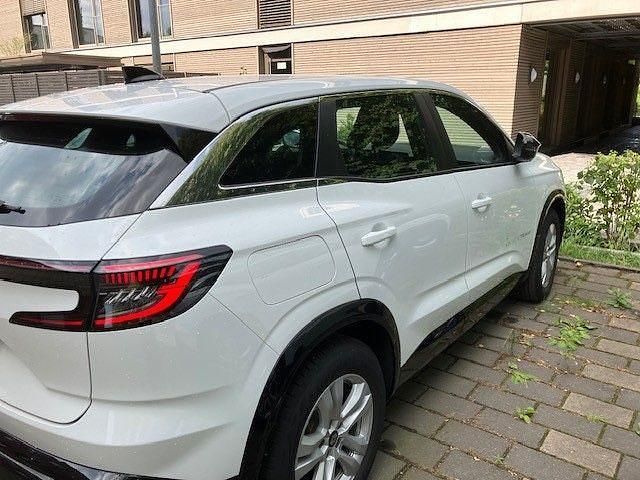 Weiß Gebraucht 2024 Renault Austral Evolution SUV | 24.500 € (Guter Preis) - Bild 1/3