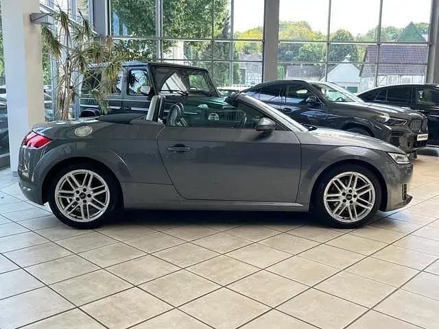 Gebraucht Audi TT Roadster Sport 230 PS (169 kW) 2018 Monsungrau metallic Cabrio