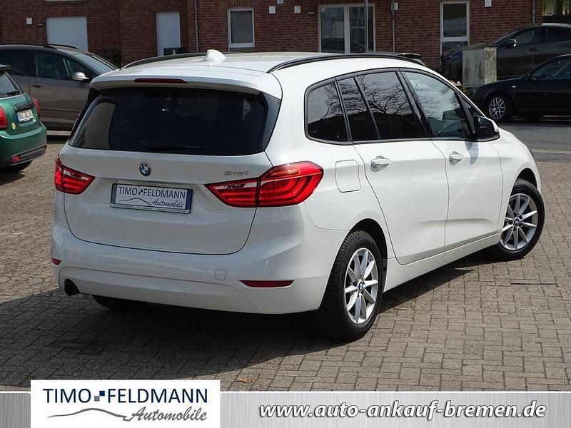 Gebraucht BMW 218 Gran Tourer Advantage 140 PS (102 kW) 2017 Alpinweiss iii Van / Kleinbus