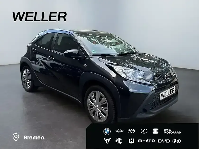 Gebraucht Toyota Aygo 72 PS (52 kW) 2025 Night time black (schwarz) Kleinwagen