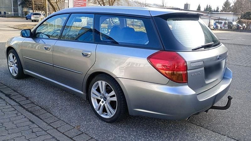 Gebraucht Subaru Legacy 165 PS (121 kW) 2006 Grau Kombi