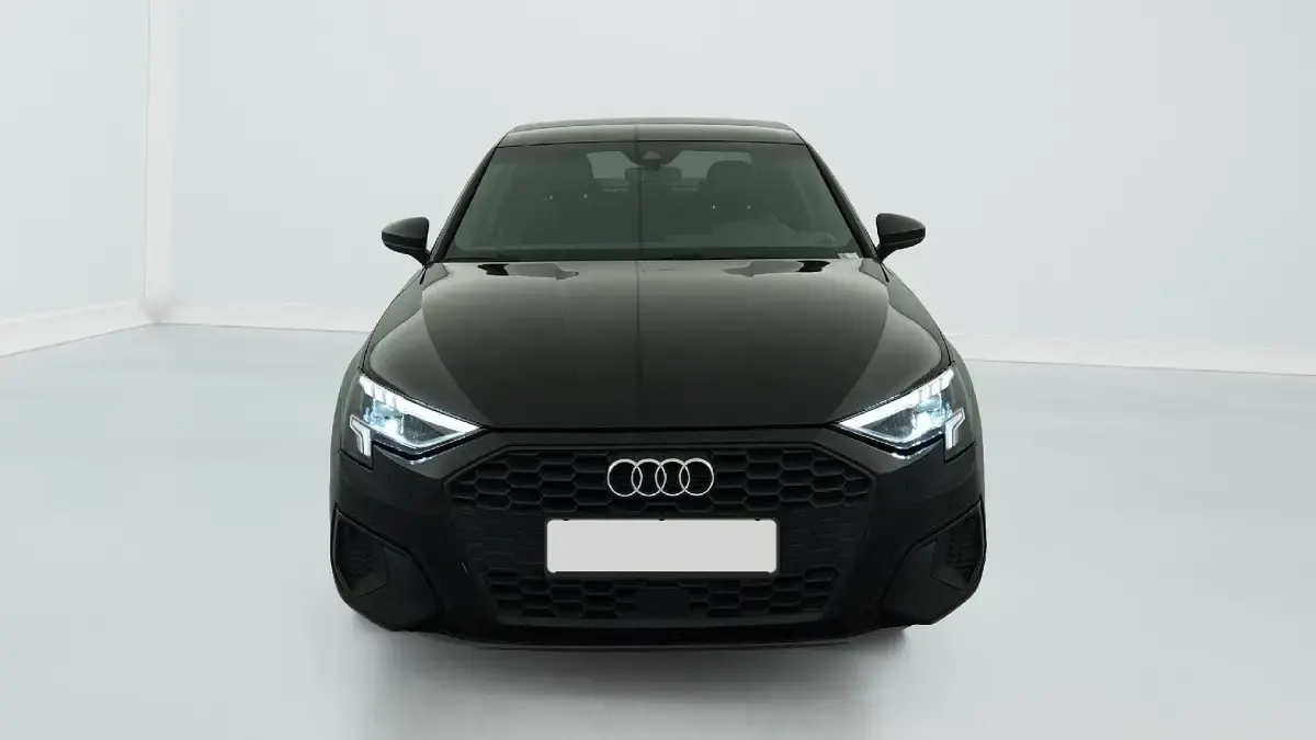 Gebraucht Audi A3 Business 150 PS (110 kW) 2024 Noir mythic Limousine