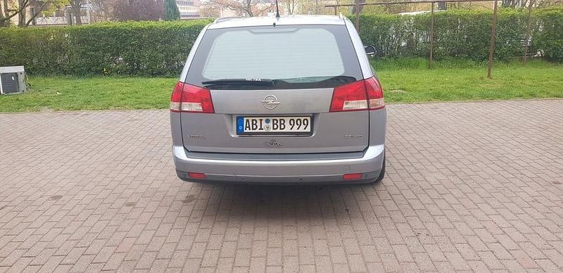 Gebraucht Opel Vectra Cosmo 114 PS (83 kW) 2007 Grau Kombi