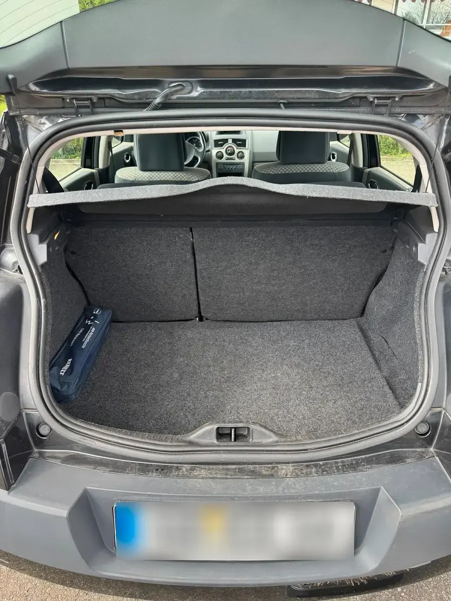 Gebraucht Renault Mégane II 110 PS (80 kW) 2006 Schwarz Limousine