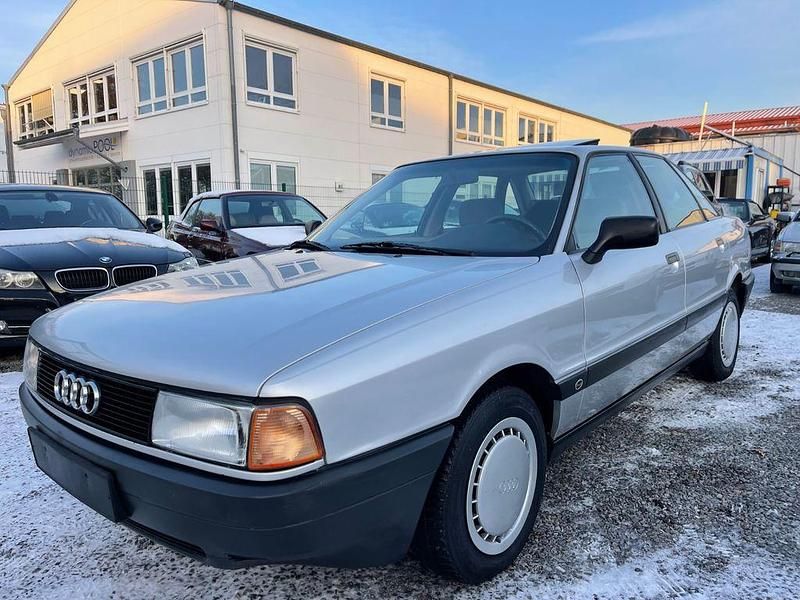 Second-hand Audi 80 69 CP (50 kW) 1991 Argintiu Berlinǎ