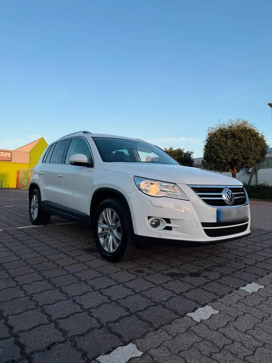 Gebraucht VW Tiguan 140 PS (102 kW) 2011 Weiß SUV