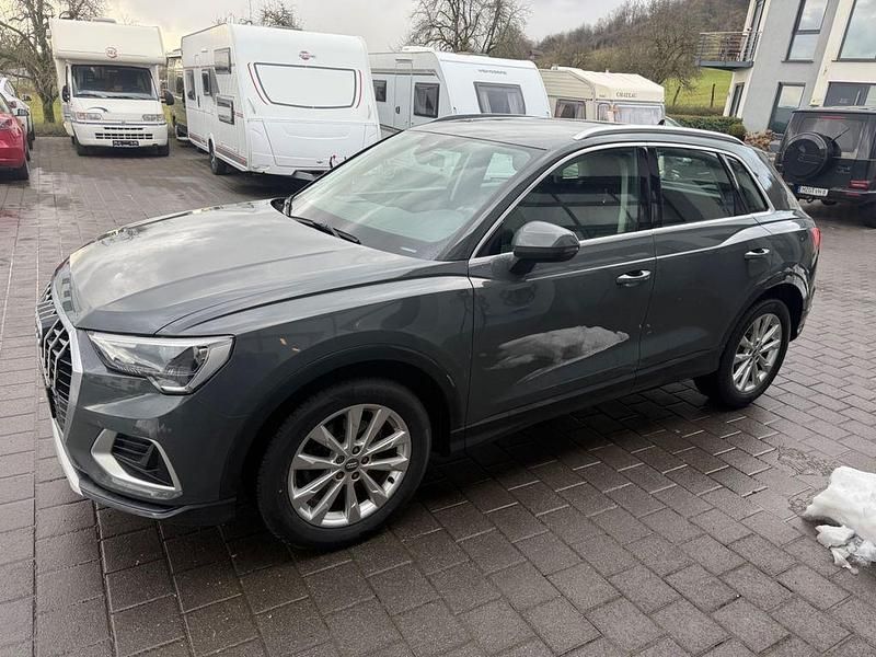 Gebraucht Audi Q3 Advanced 150 PS (110 kW) 2020 Grau SUV
