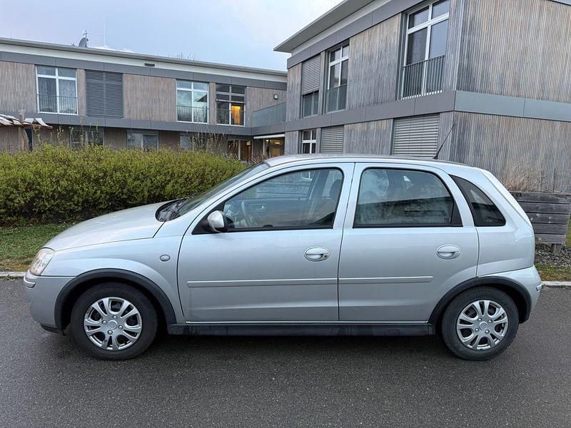 Gebraucht Opel Corsa 80 PS (58 kW) 2006 Silber Kleinwagen