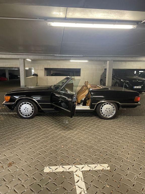 Gebraucht Mercedes 560 286 PS (210 kW) 1988 Schwarz Cabrio