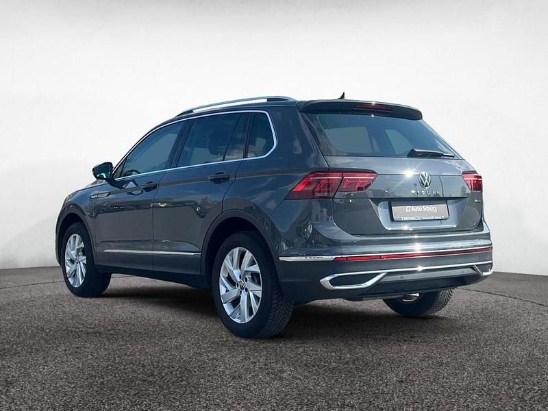 Gebraucht VW Tiguan Elegance 200 PS (147 kW) 2022 Grau SUV
