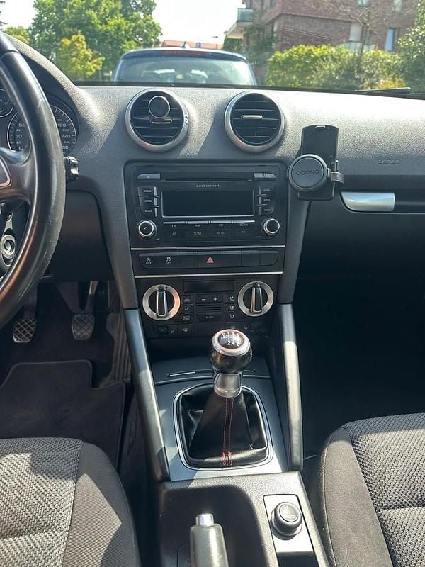 Gebraucht Audi A3 125 PS (91 kW) 2012 Schwarz Kleinwagen