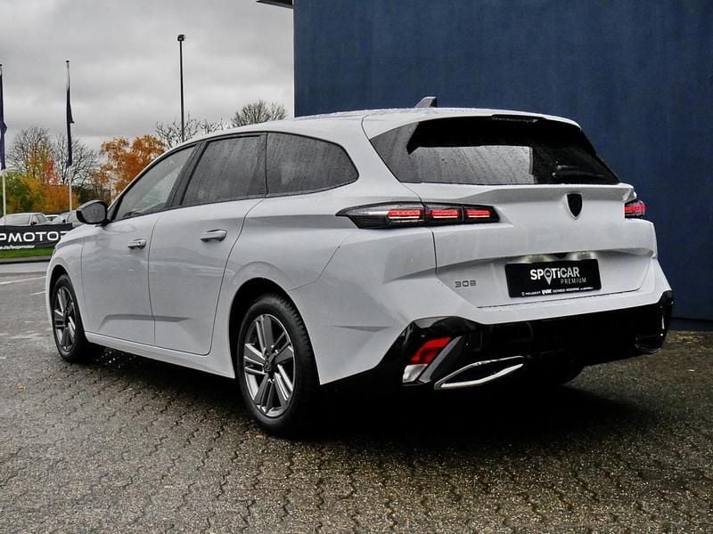Gebraucht Peugeot 308 SW Allure 131 PS (96 kW) 2024 Weiß Kombi