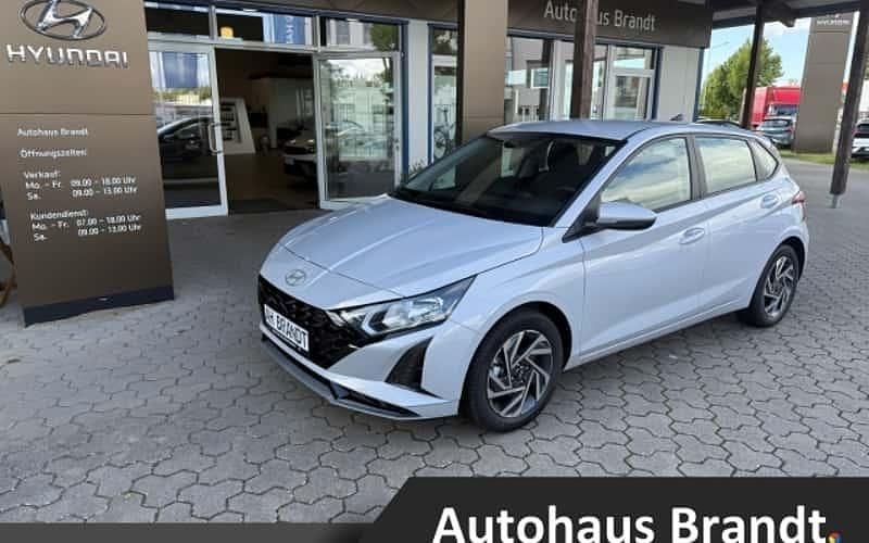Grau Neu 2025 Hyundai i20 Trend Limousine | 21.990 € (Fairer Preis) - Bild 1/4