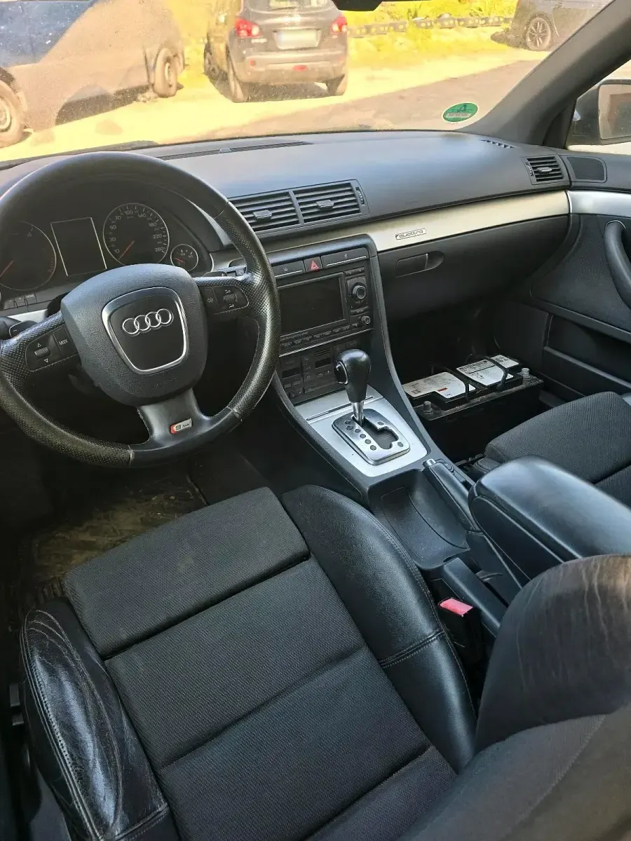 Używany Audi A4 S-Line 233 KM (171 kW) 2006 Czarny Kombi
