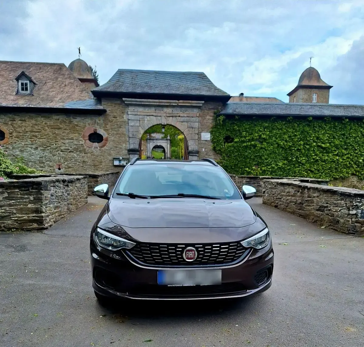 Gebraucht Fiat Tipo Pop 95 PS (69 kW) 2018 Braun Kombi