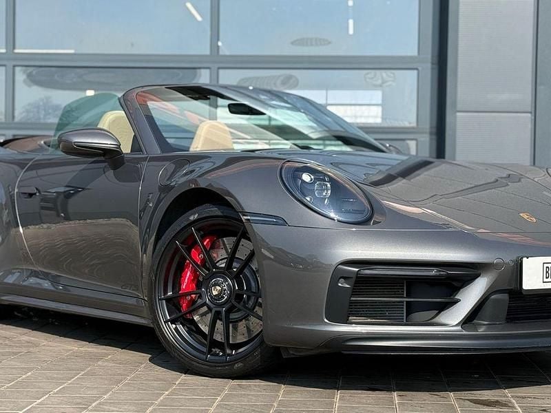 Gebraucht Porsche 992 480 PS (353 kW) 2022 Grau Cabrio