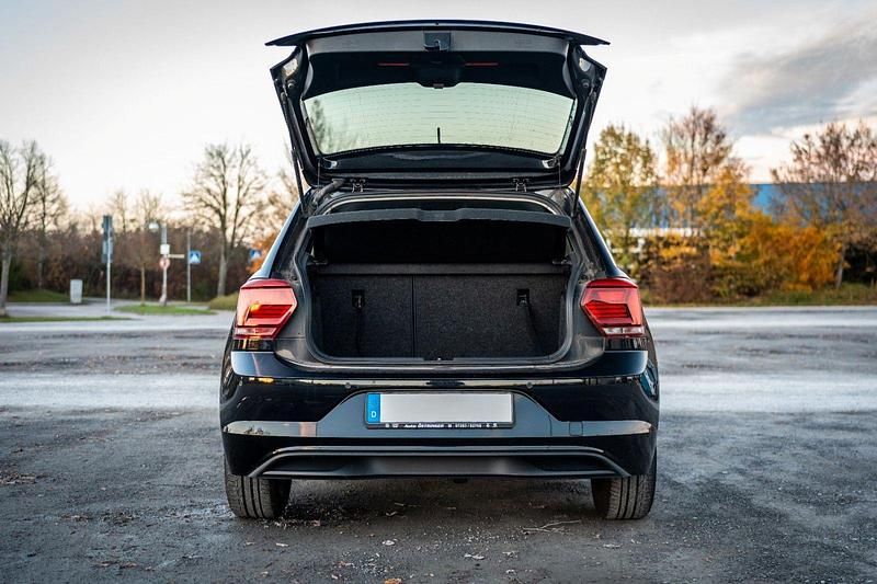 Gebraucht VW Polo Beats 95 PS (69 kW) 2017 Schwarz Kleinwagen