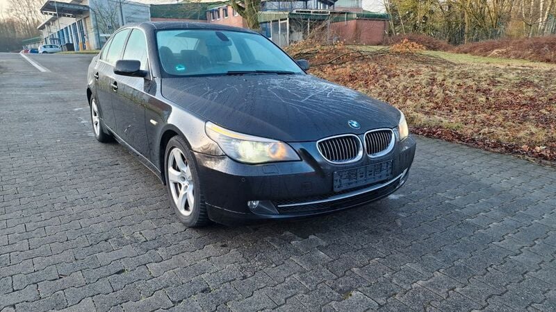 Gebraucht BMW 525 218 PS (160 kW) 2009 Schwarz Limousine