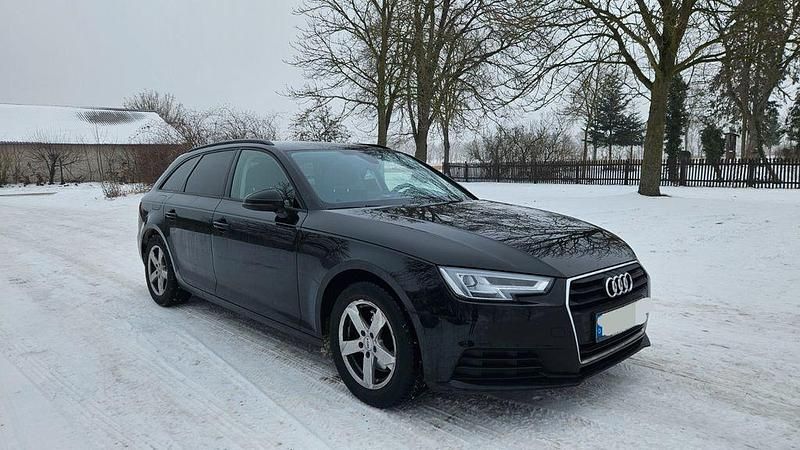 Gebraucht Audi A4 Ambiente 150 PS (110 kW) 2018 Schwarz Kombi